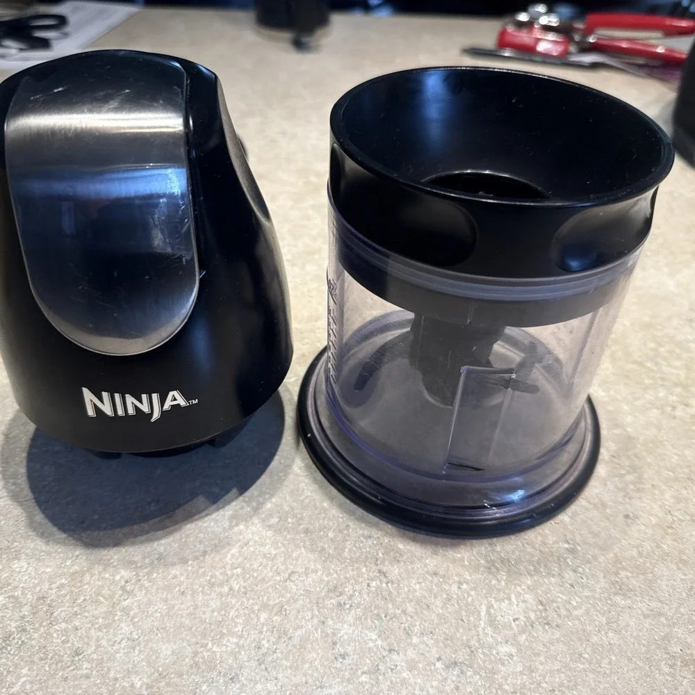 Ninja Express Chop 200W 16oz Black Food Chopper NJ110 Works See Photos